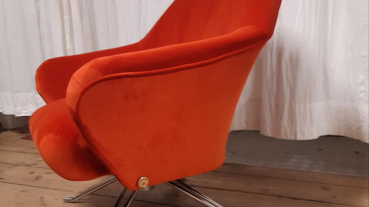 P32 Lounge Chair Polsterei
