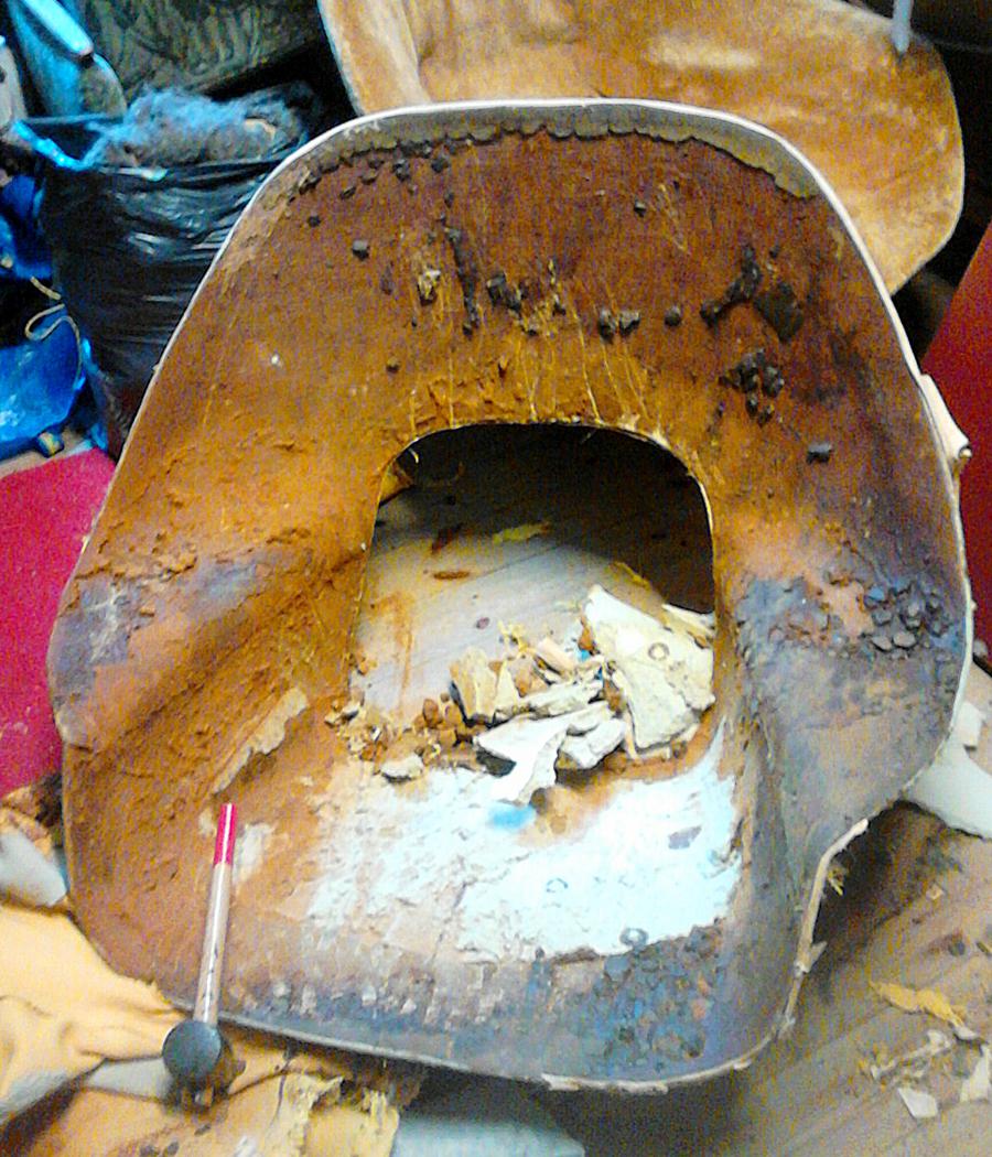 Womb Chair Polsterei